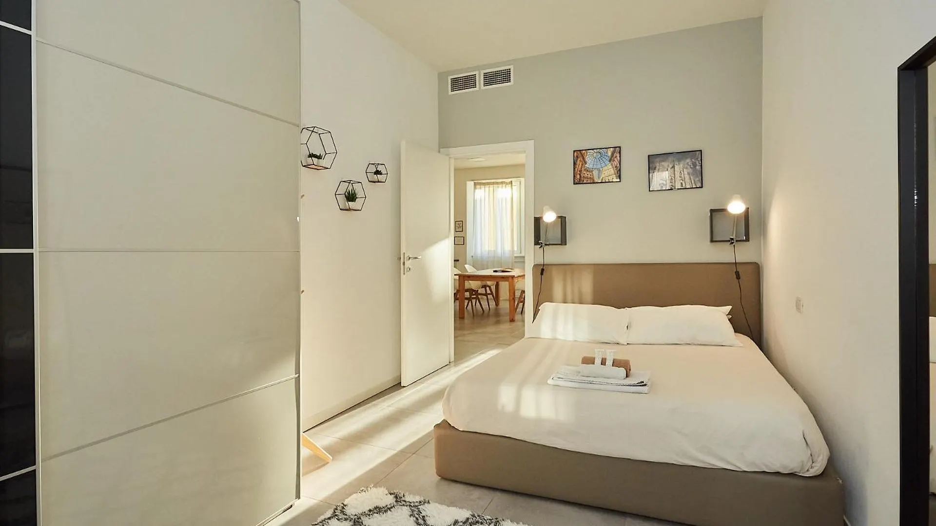 Milano Centrale - Modern Flat 0*, Milan